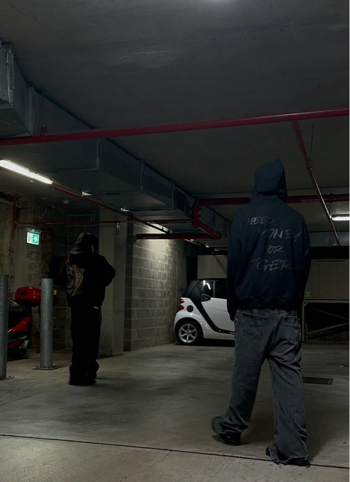 missi hood - black